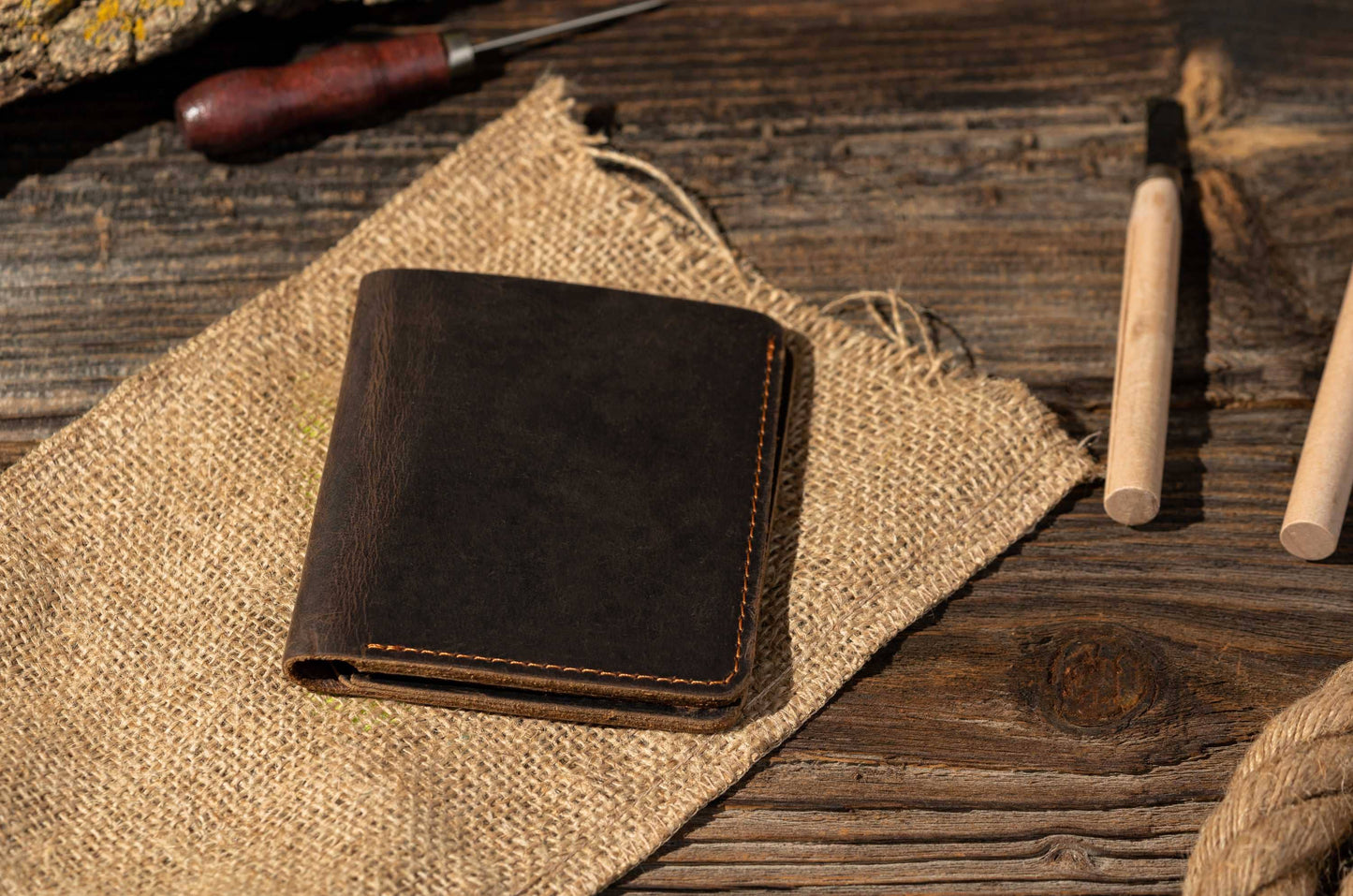 American Leather Goods American Leather Goods - Genuine Leather Bifold Wallet, Handmade Wallet for Men: Brown