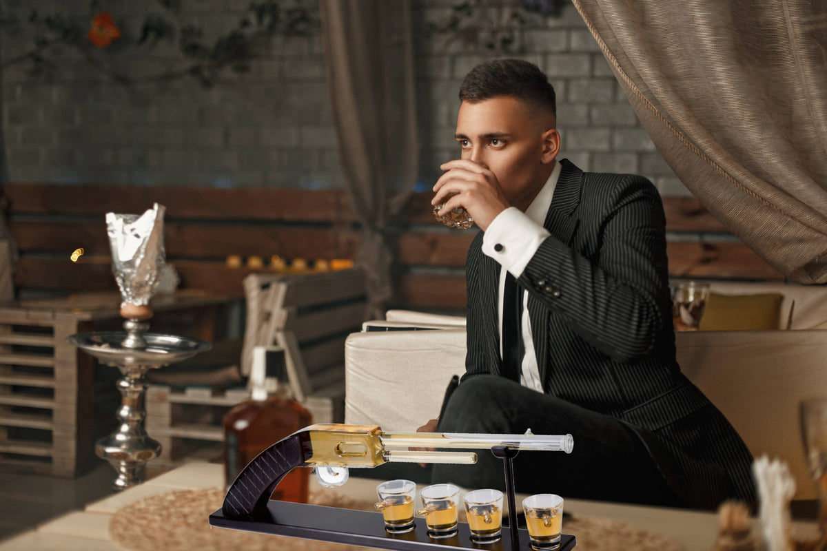 Bezrat Bezrat - Whiskey Gun Decanter & Bullet Shot Glasses Gift Set on Tray
