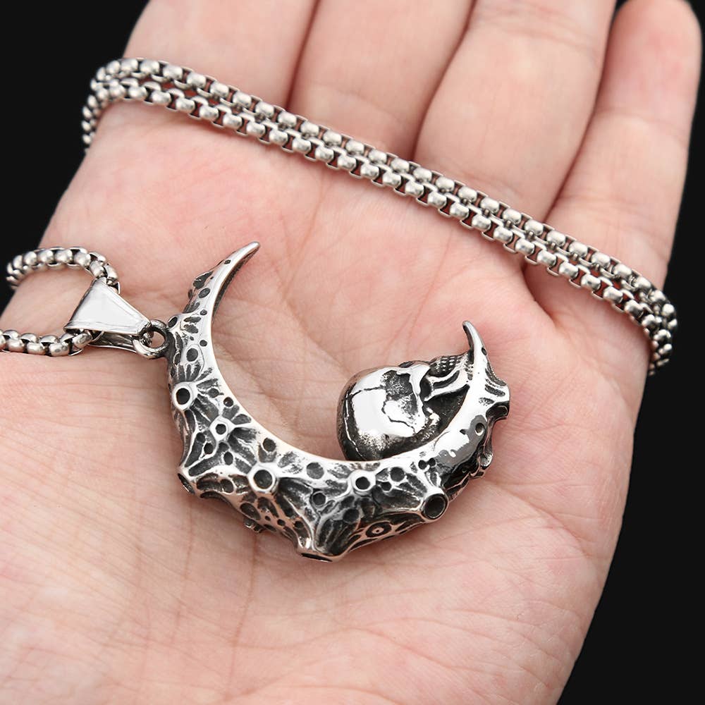 Gemcohub Necklace Viking Style Moon Skull Necklace