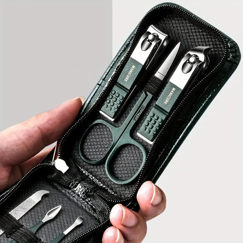 Man Up Manicure Kit 6 Pc. Manicure Set - Carbon Fiber