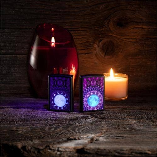 Scorpio Posters Scorpio Posters - Glowing Zodiac Design Blacklight Zippo Lighter