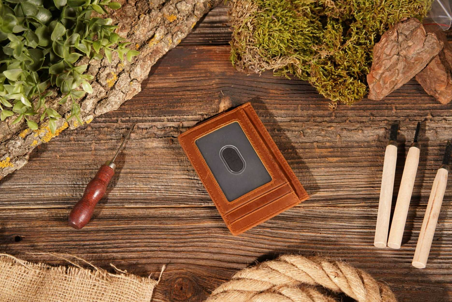 American Leather Goods American Leather Goods - Personalized Leather Wallet with Magnet Clip: Brown
