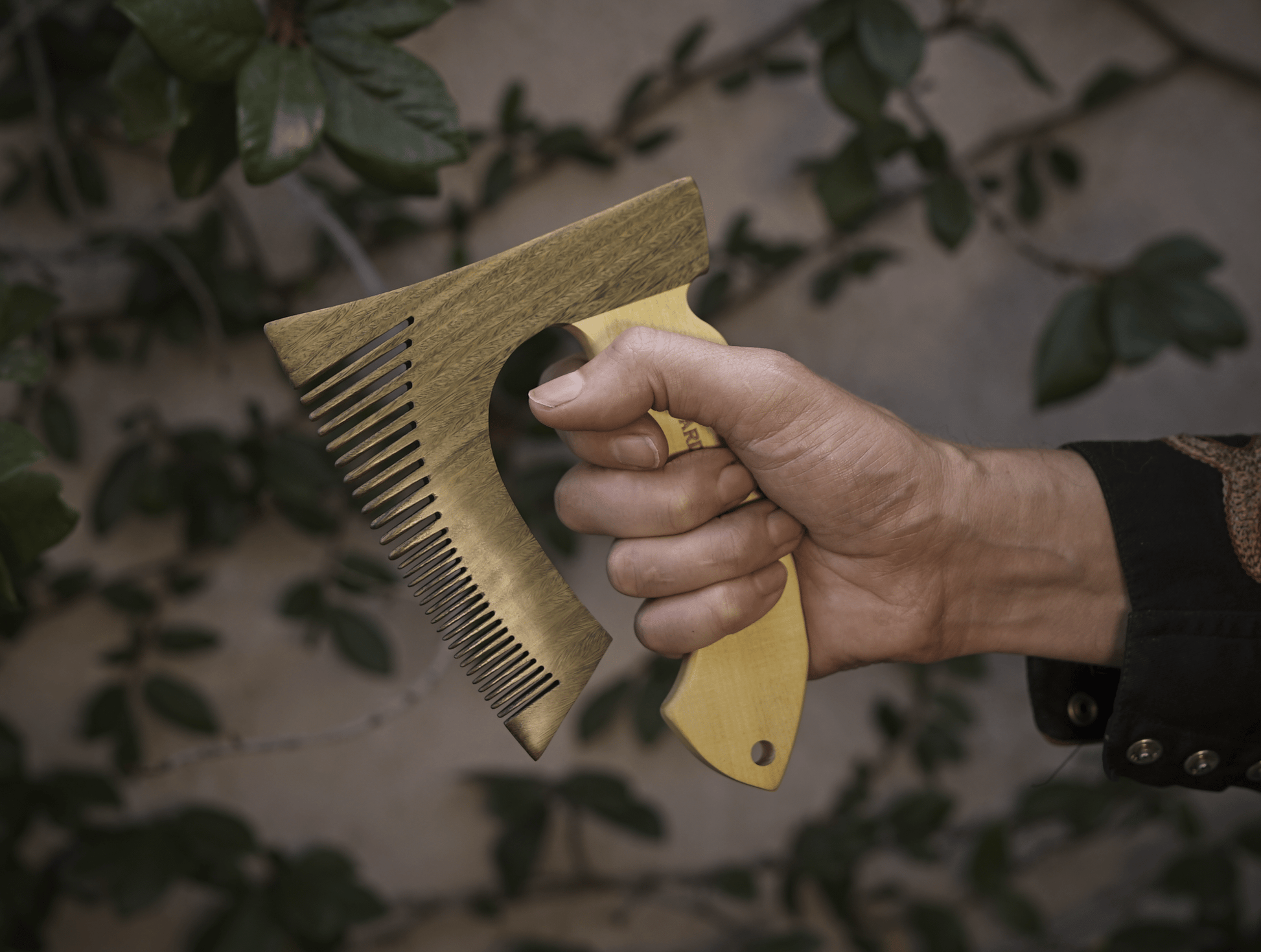 Beard & Bates THE BEARDED AXE BEARD COMB - ORIGINAL