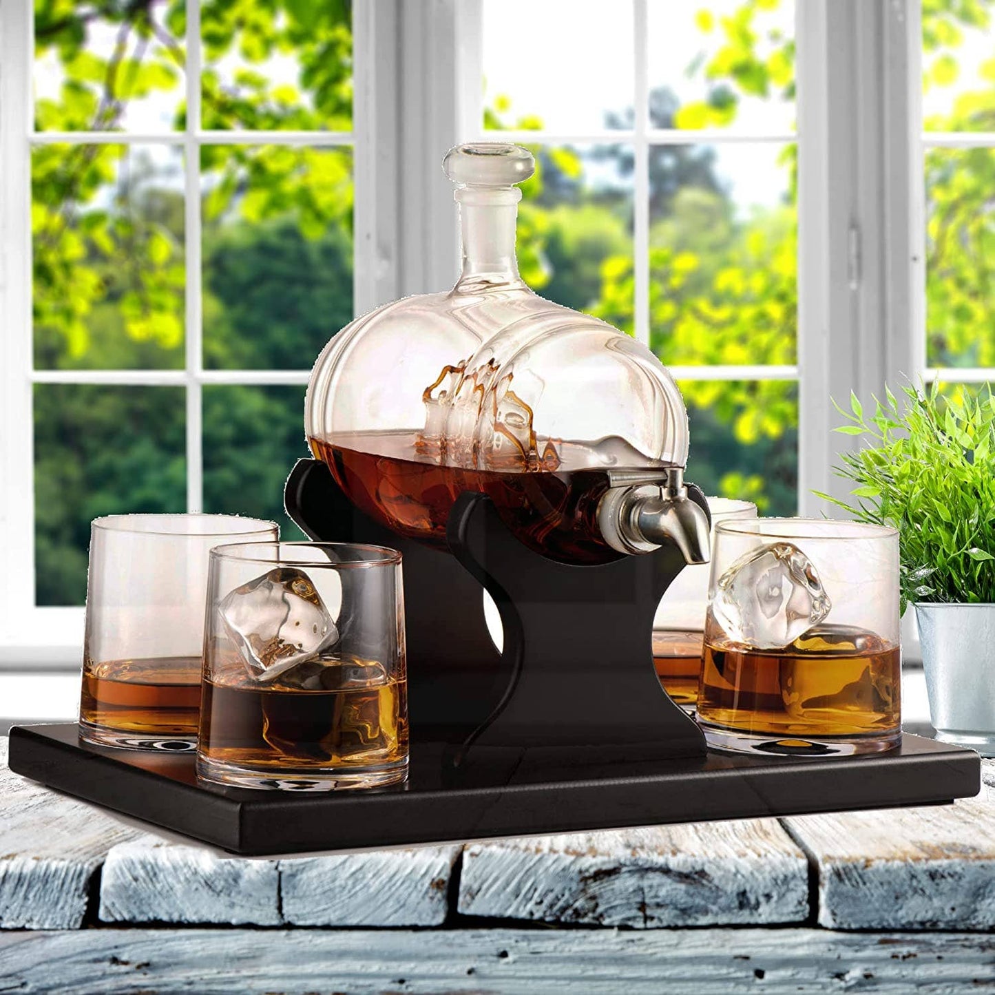 Bezrat Bezrat - Whiskey Decanter Barrel Gift Set