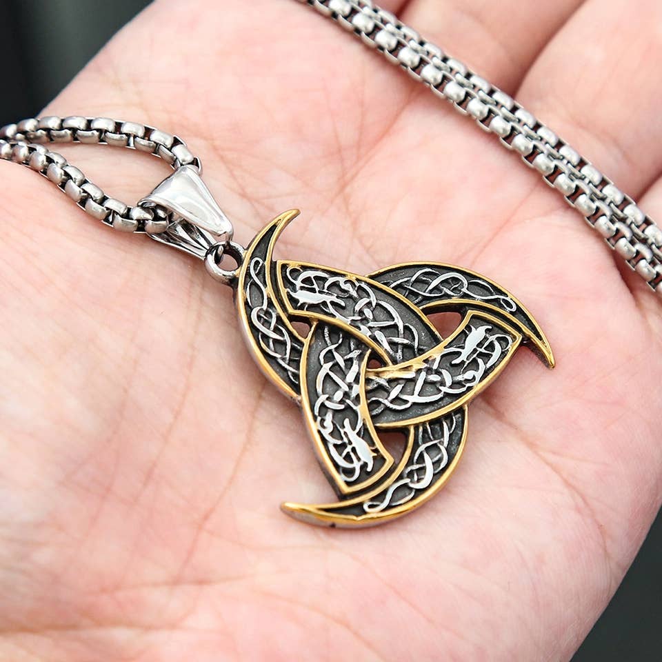 Gemcohub Necklace Viking Style Totem Triangular Necklace: Yellow Gold