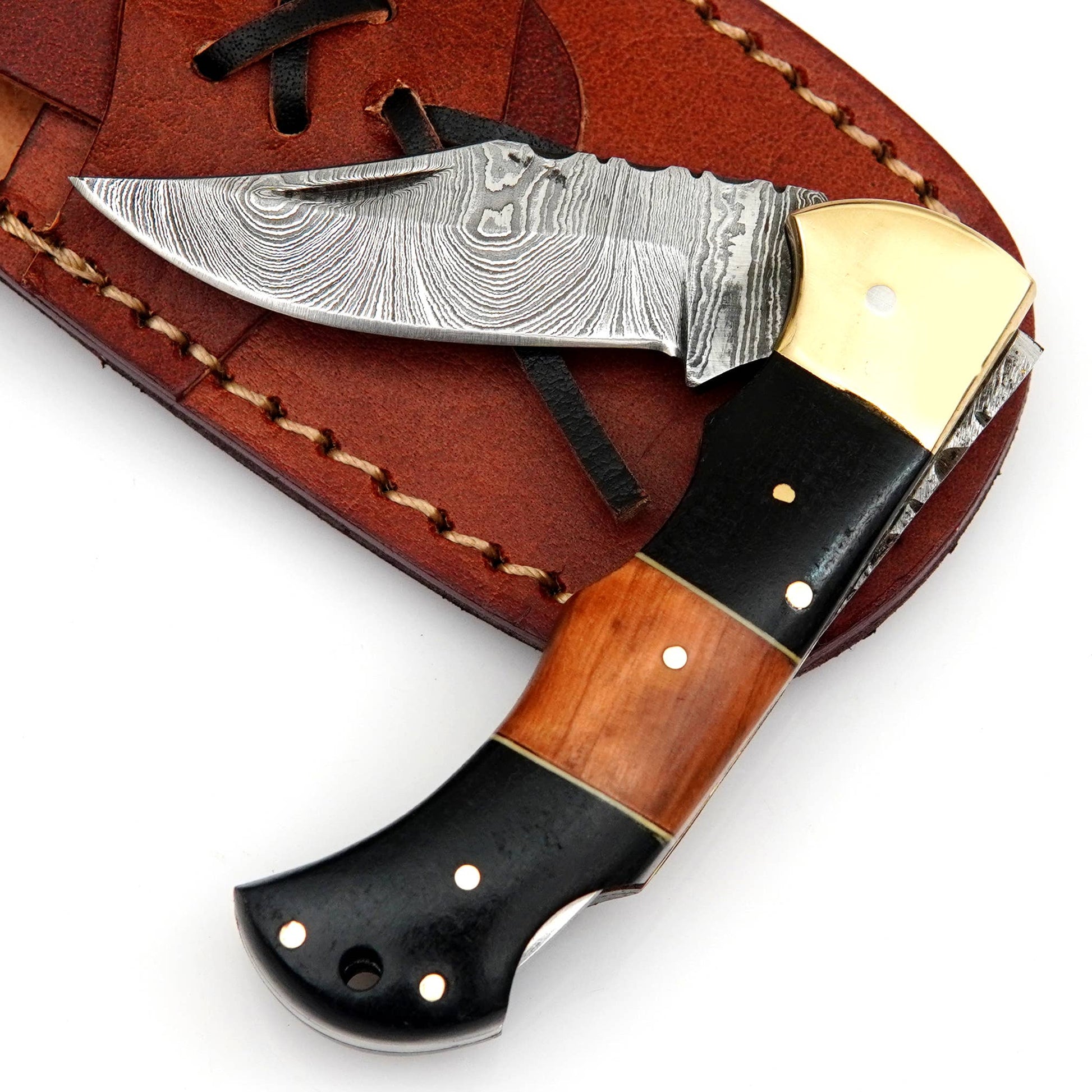 Deer Edge Deer Edge - Custom made pocket knife with premium quality leather case