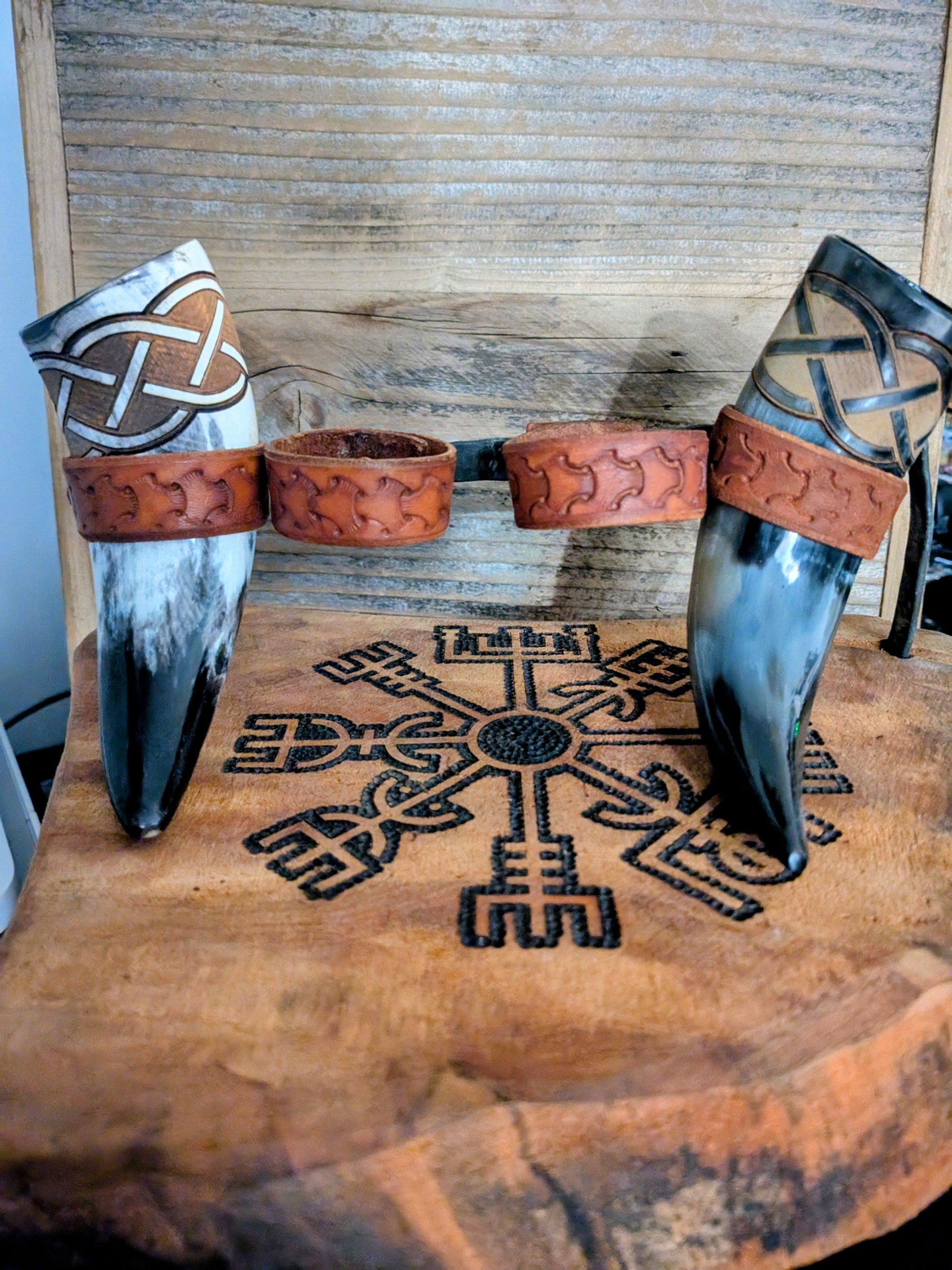 Drengr Studios Viking Horn Flight Set Flight Set - Vegvisir Norse Compass