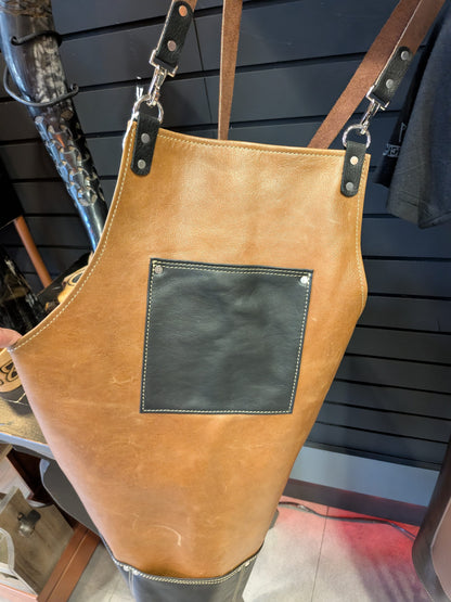 El Matador apron #80-b - Handmade/Handstitched Leather Apron Brown with Black pockets