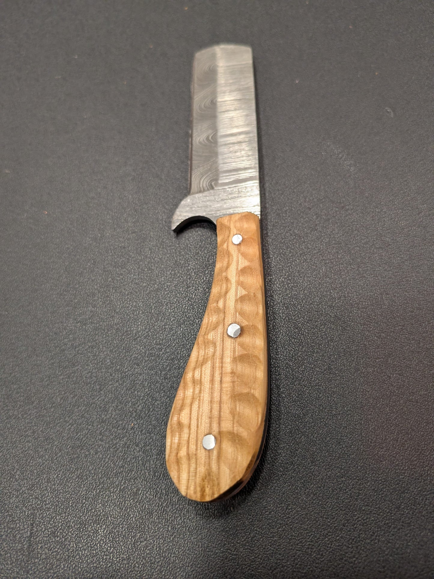 El Matador knife Mini Dragon Scale Cheese Knife - Natural: Lt./Dk.