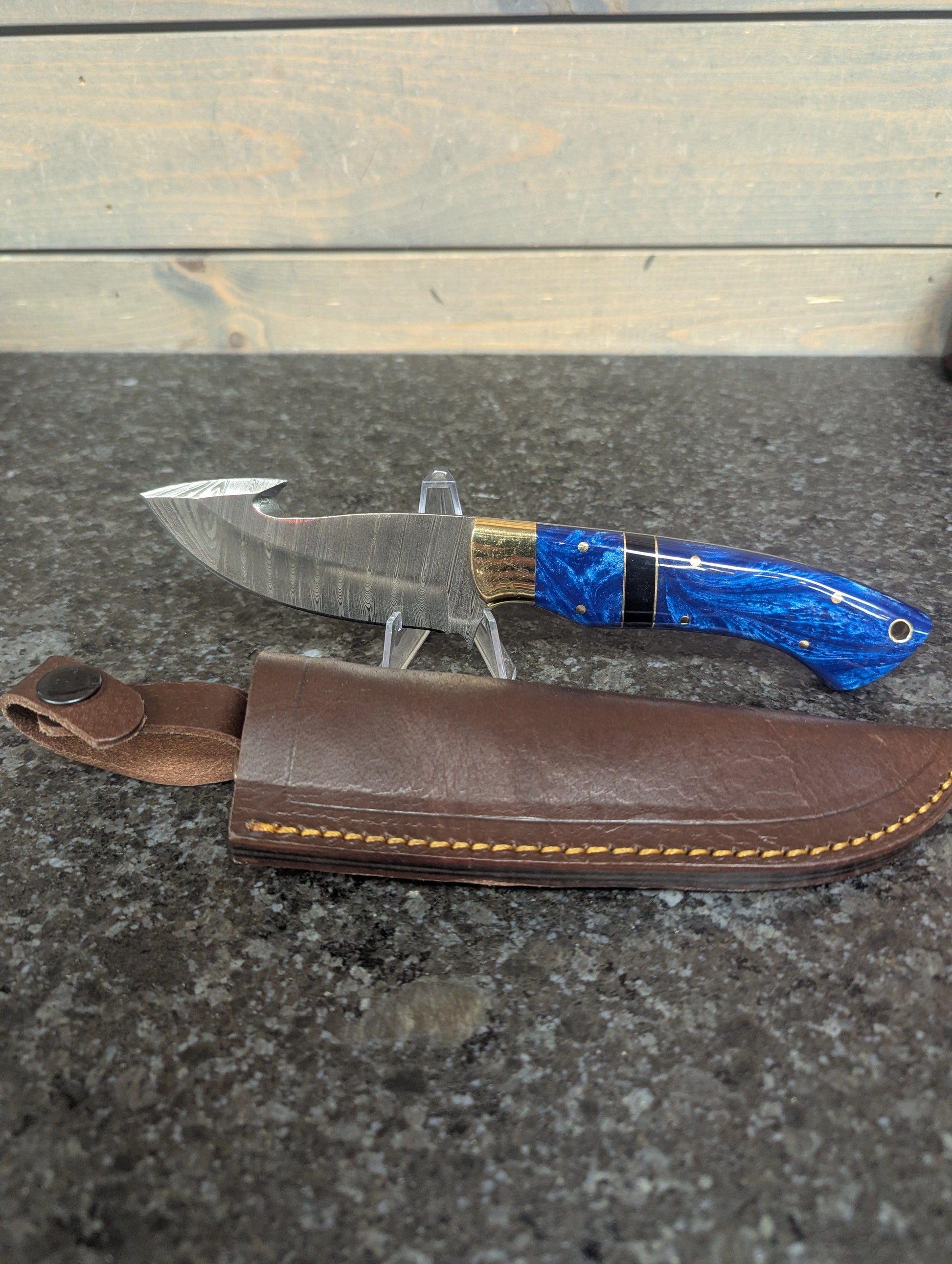 El Matador Knives #11 - El Matador Blue Resin Fish Hook