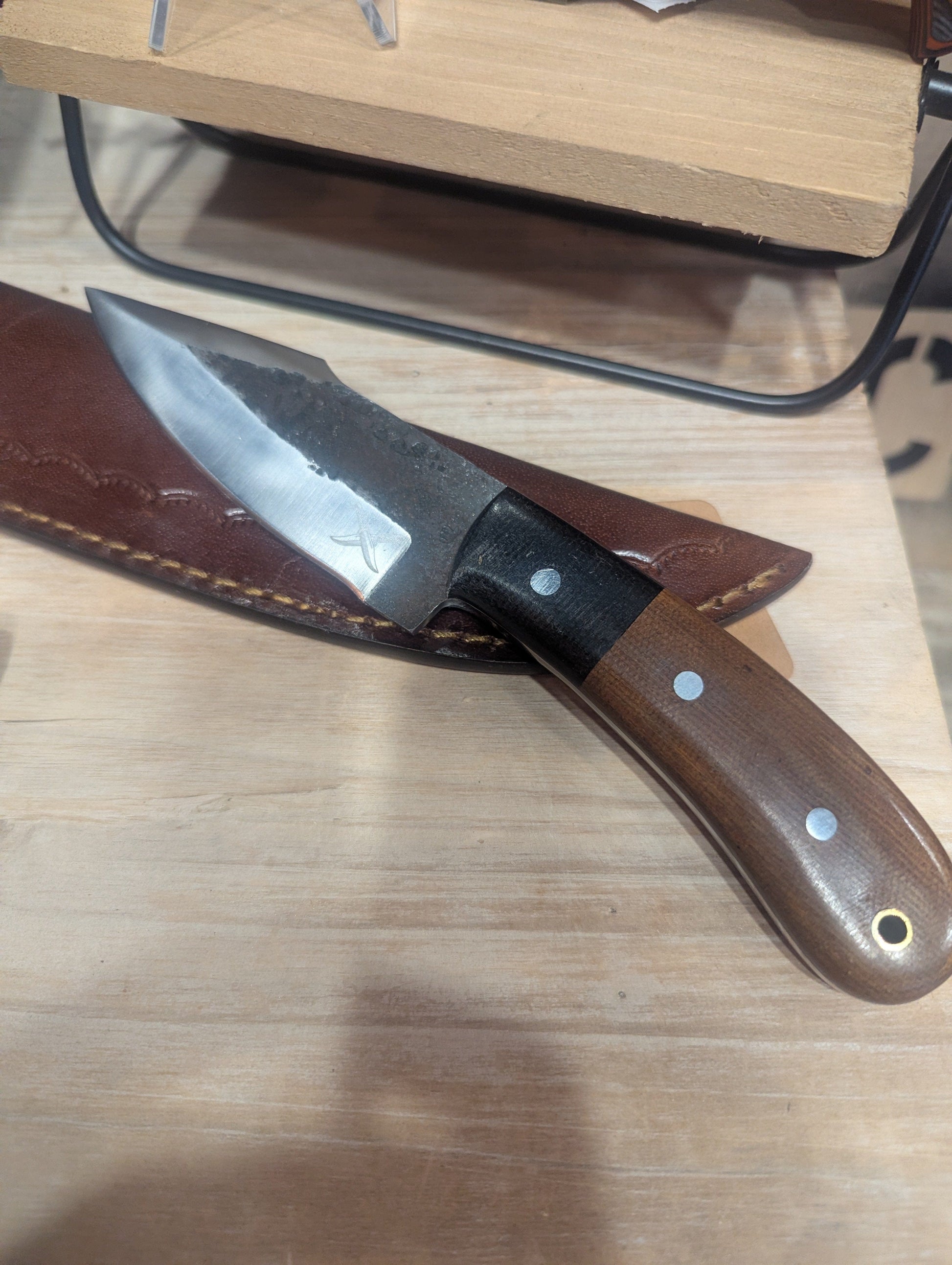 El Matador Knives #17 - El Matador Black Clip Point Hunting Knife