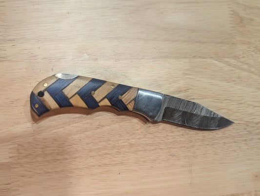 El Matador Knives #40 - Blue Weave Folder