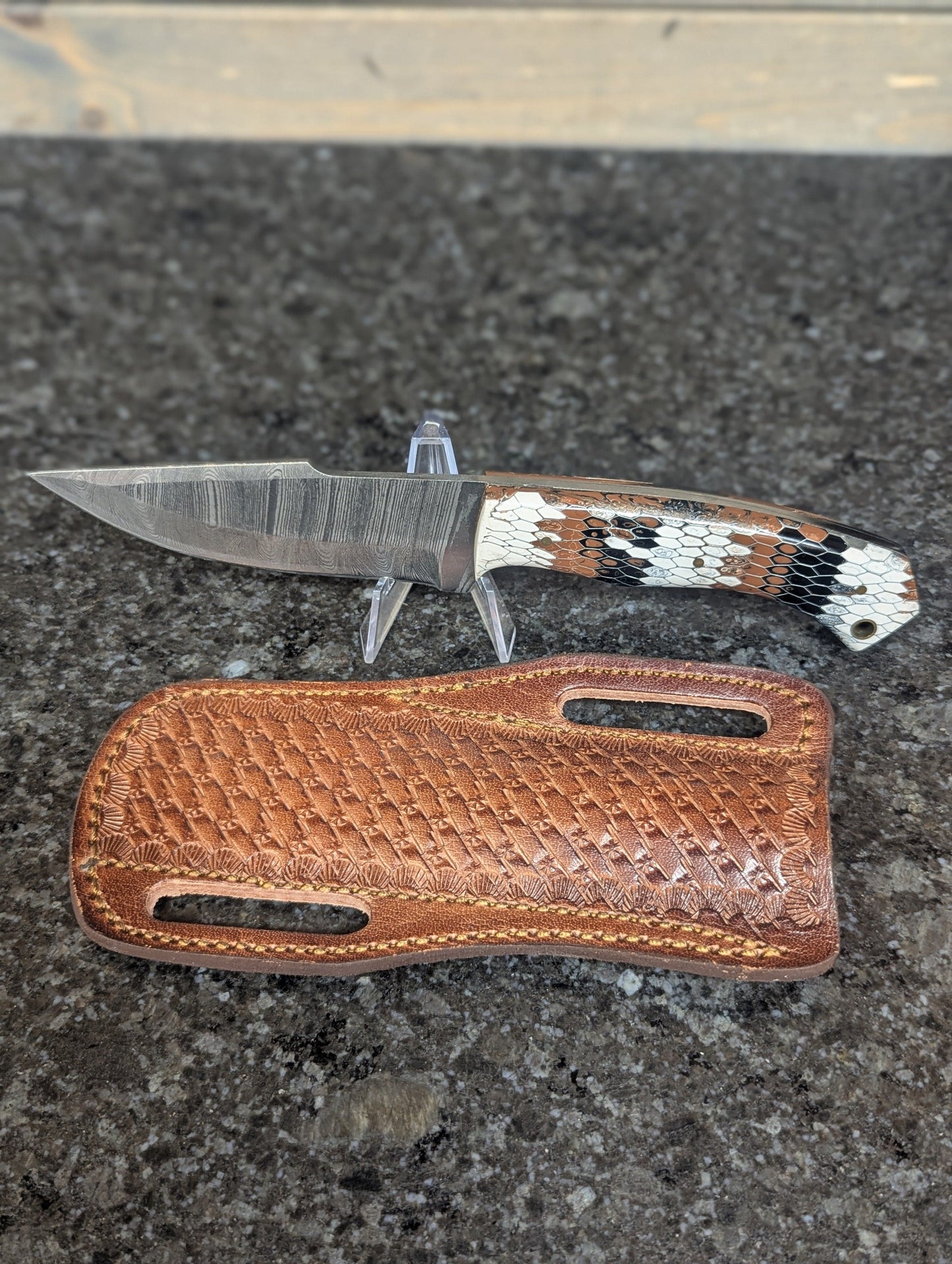 El Matador Knives #9 - El Matador Honeycomb Design Handle