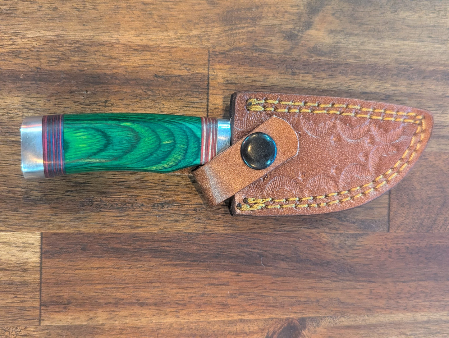 El Matador Knives Damascus Knife Green Wood Handle - Small Damascus Skinner