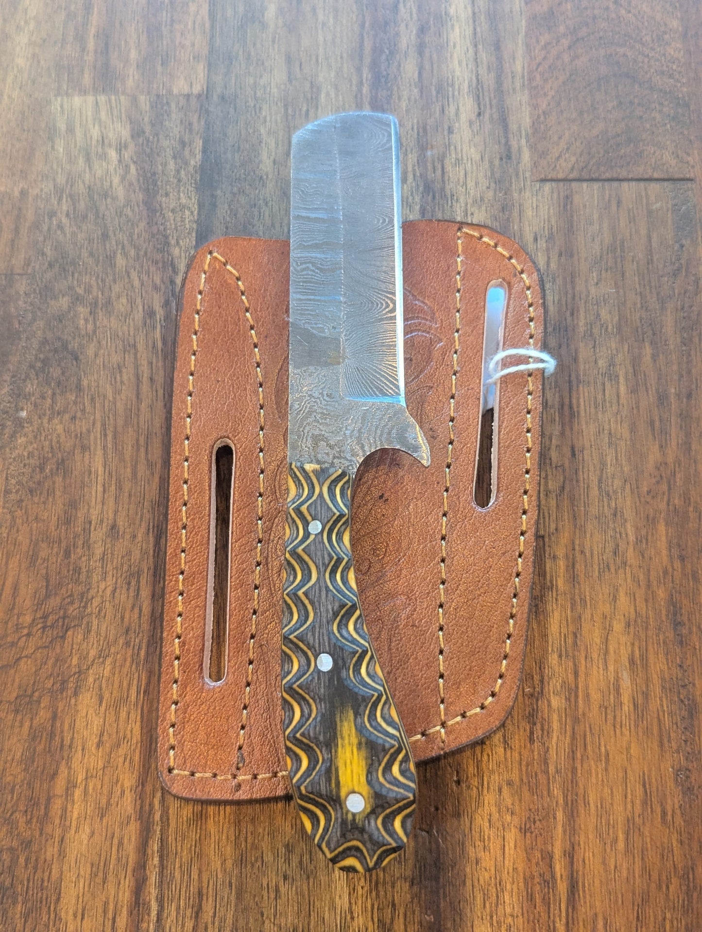 El Matador Knives Damascus Knife Mini Damascus Bull Cutter Knife - Yellow