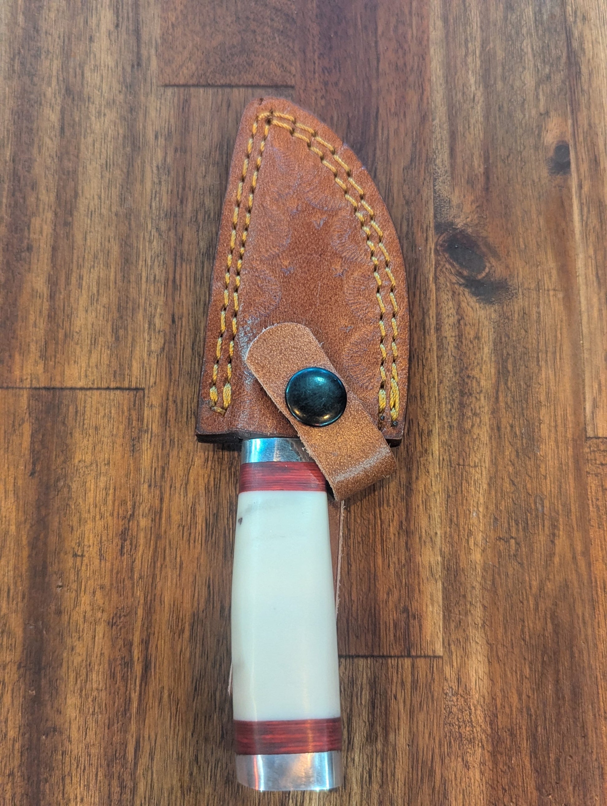 El Matador Knives Damascus Knife Natural Ivory Handle - Small Damascus Pocket Knife
