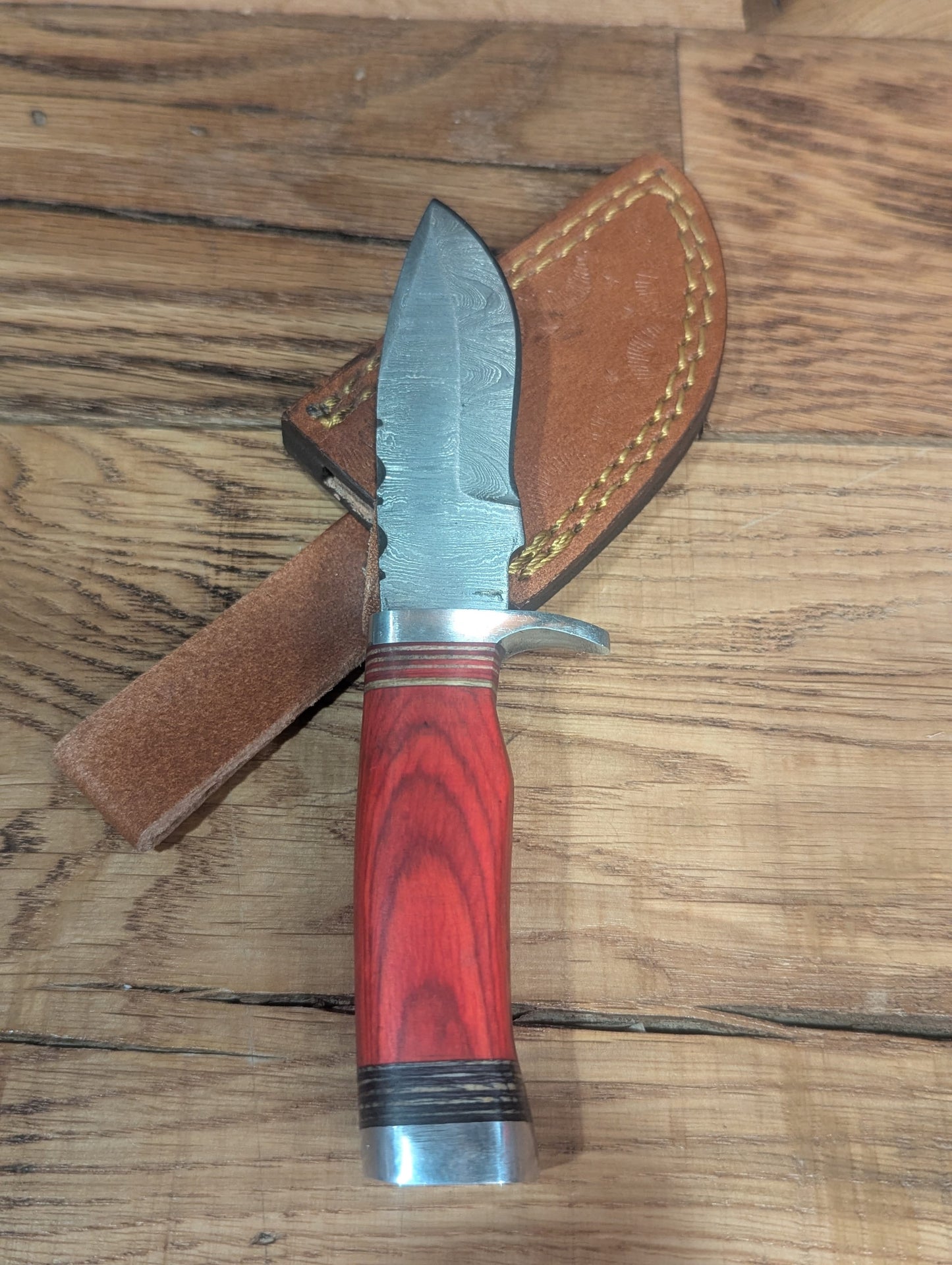 El Matador Knives Damascus Knife Red Handle - Small Damascus Skinner