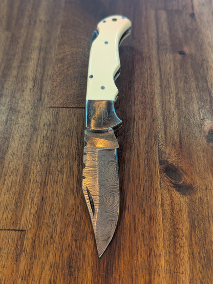 El Matador Knives Damascus Pocket Knife White Resin Damascus Pocket Knife