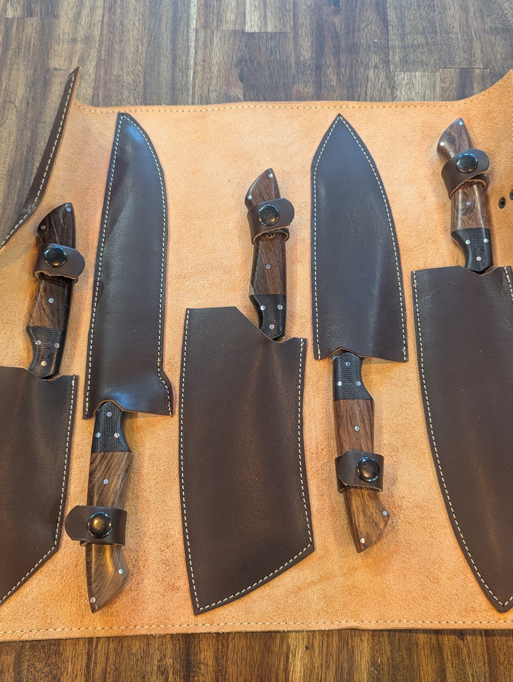 El Matador Knives Kitchen Knife Set Lite Walnut Wood 5 PC Damascus Knife Set