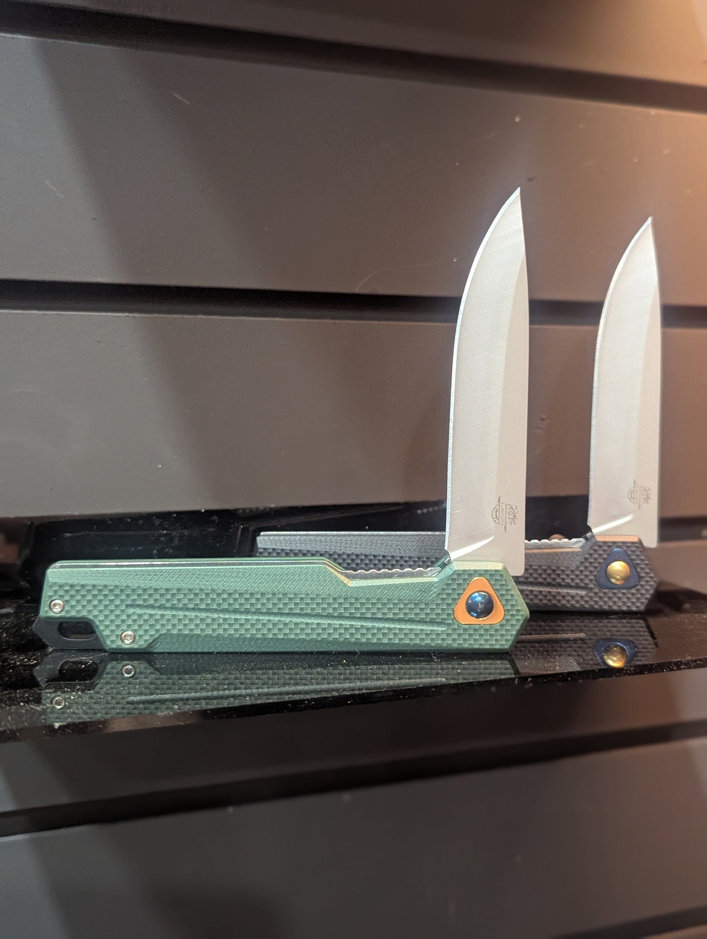 El Matador Knives Pocket Knife #29 - Green/Blue Flipper Pocket Knife