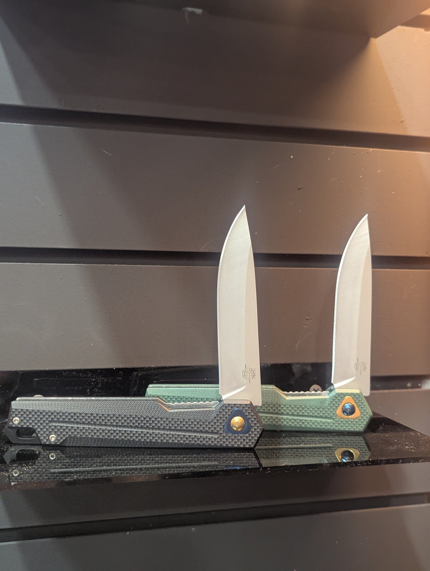 El Matador Knives Pocket Knife #30 - Grey/Gold Flipper Pocket Knife