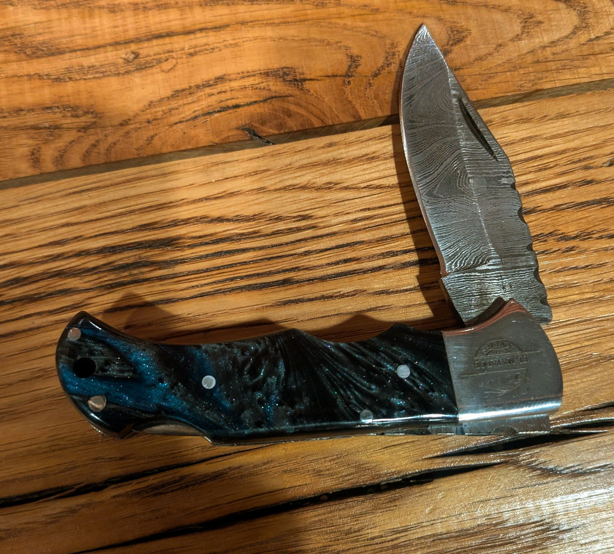 El Matador Knives Pocket Knife Black and Blue Damascus Pocket Knife
