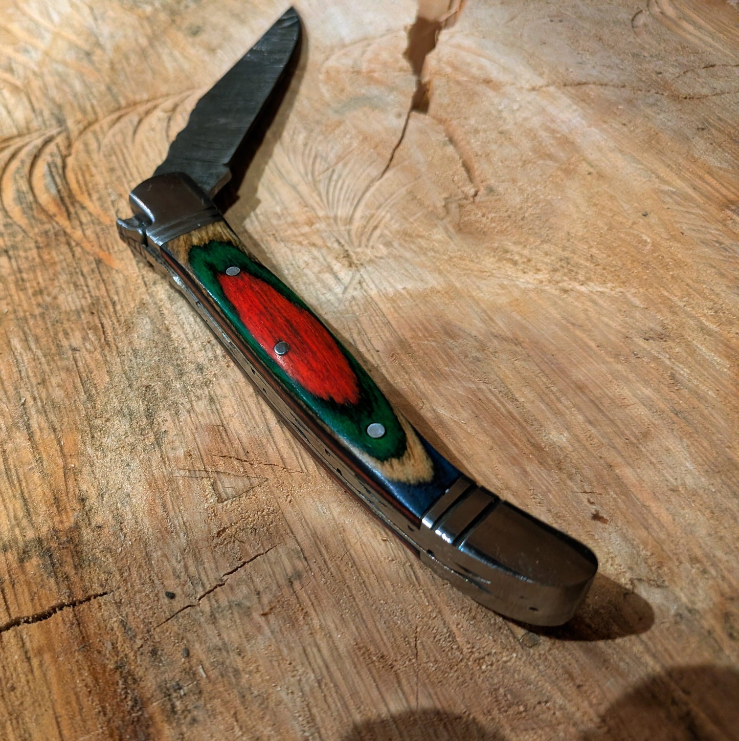 El Matador Knives Pocket Knife Green/ Red Flipper Pocket Knife with Lock