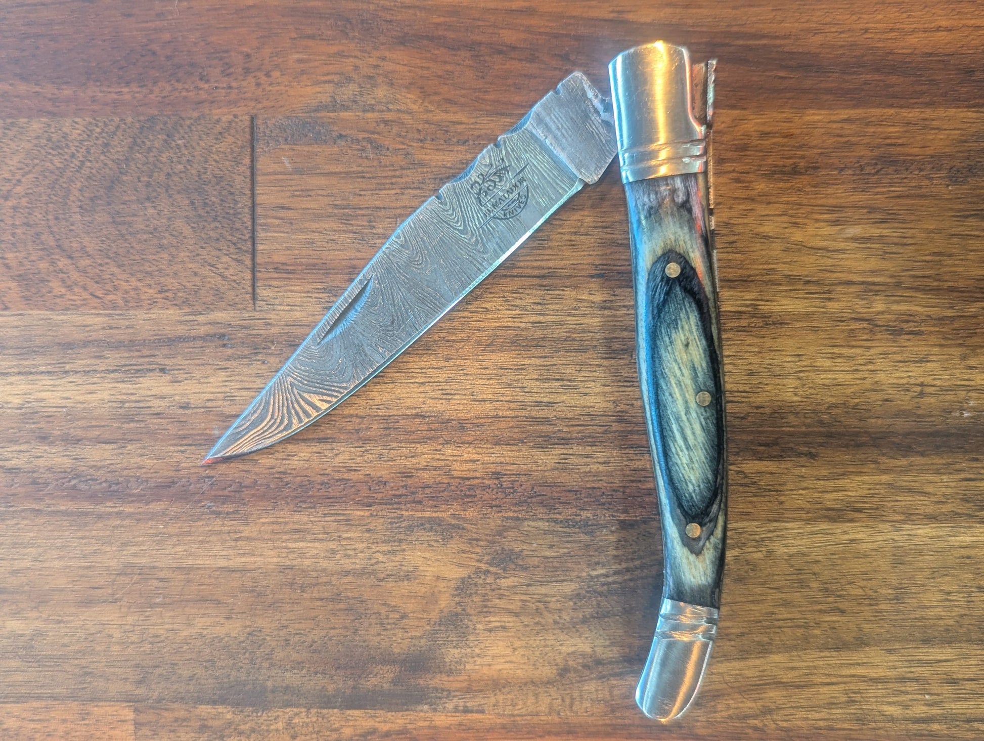 El Matador Knives Pocket Knife Slim Folder Pocket Knife (Lt./Dk. Wood) - El Matador
