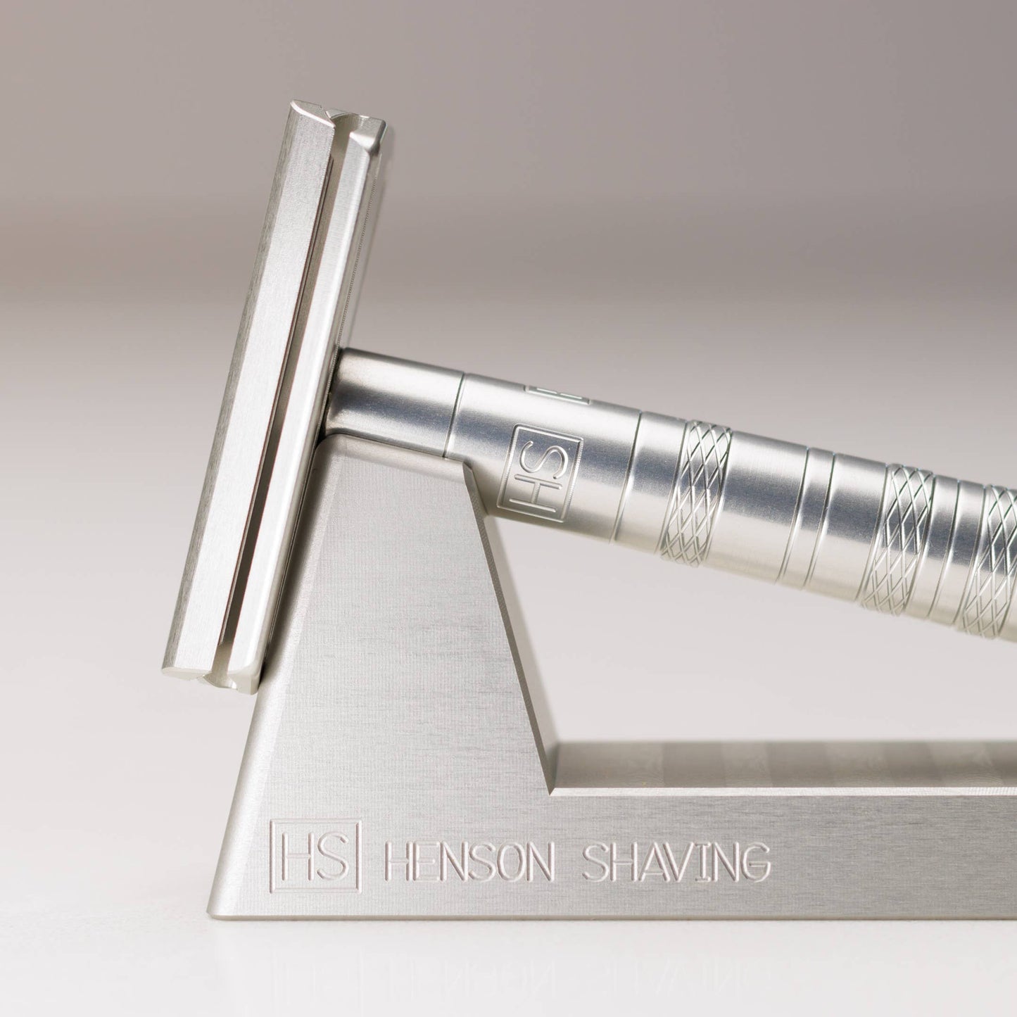 Henson Shaving Henson Shaving - The Henson Razor Stand