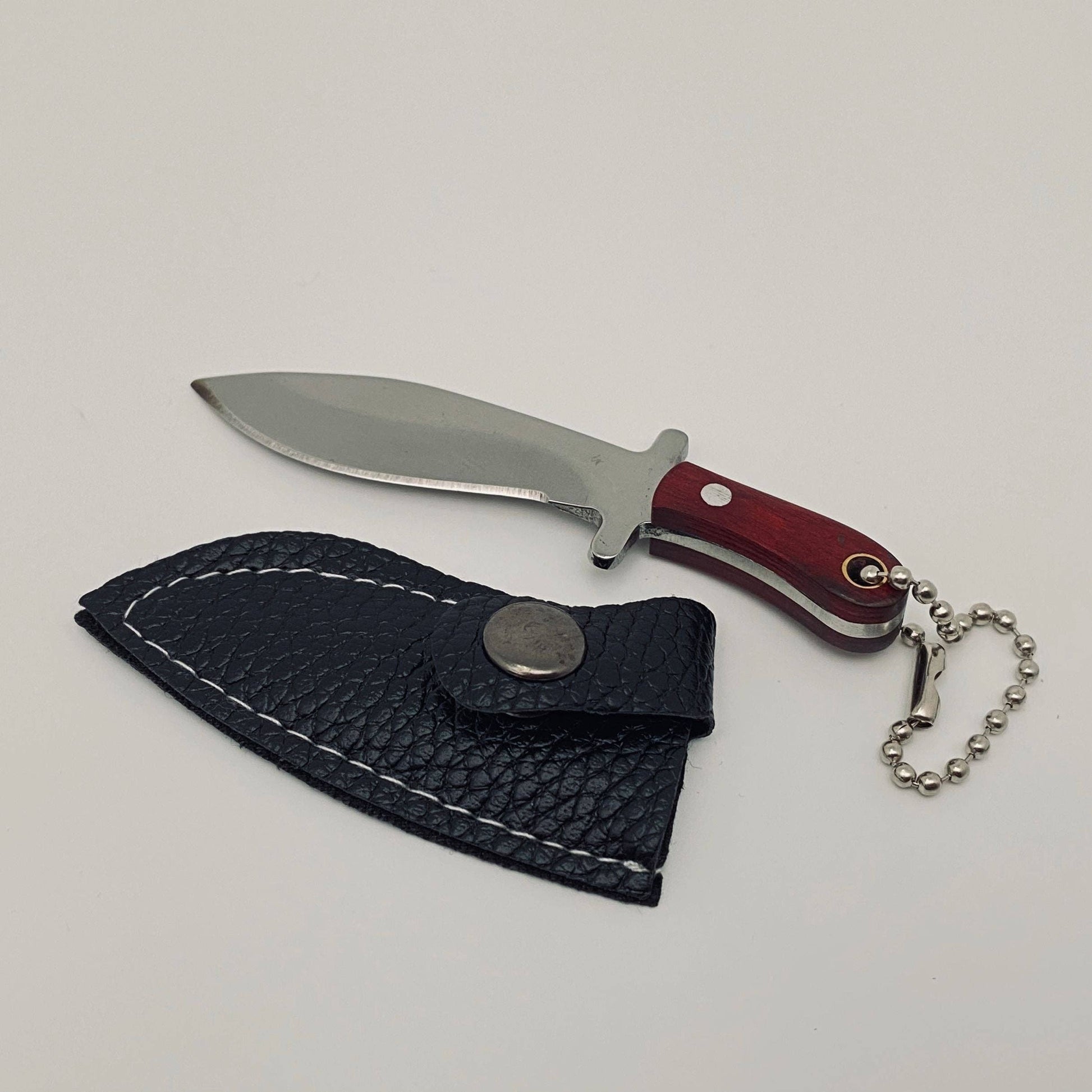 Mio Queena B Mio Queena - Mini Knife with Protective Sleeve and Keychain