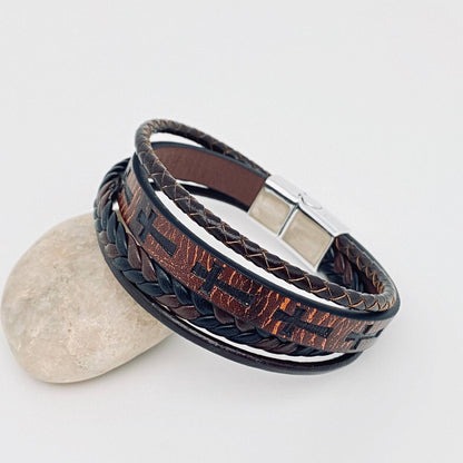 Mio Queena Mio Queena - Handmade Leather Cross Men's Magnetic Buckle Bracelet -MJ/BC: 210MM / 8.26in