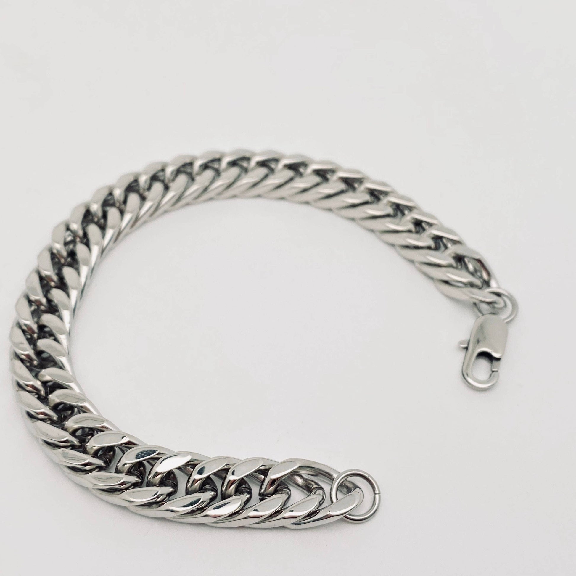 Mio Queena Mio Queena - High Quality Stainless Steel Cuban Chain - MJ/BC: 8MM thick 18CM long