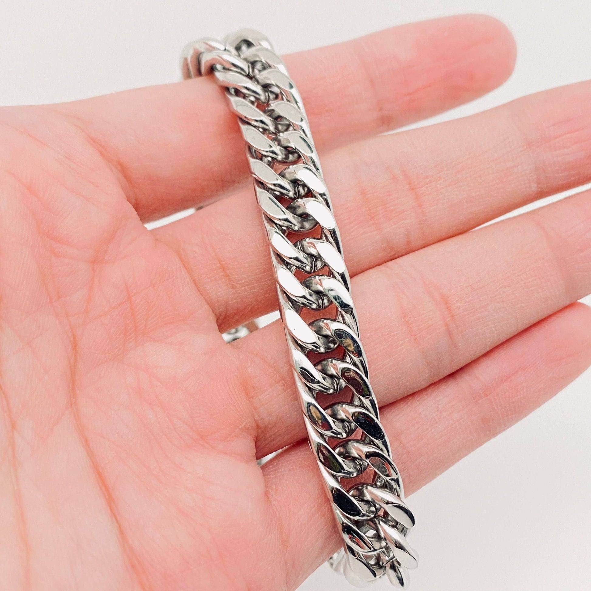 Mio Queena Mio Queena - High Quality Stainless Steel Cuban Chain - MJ/BC: 8MM thick 19CM long
