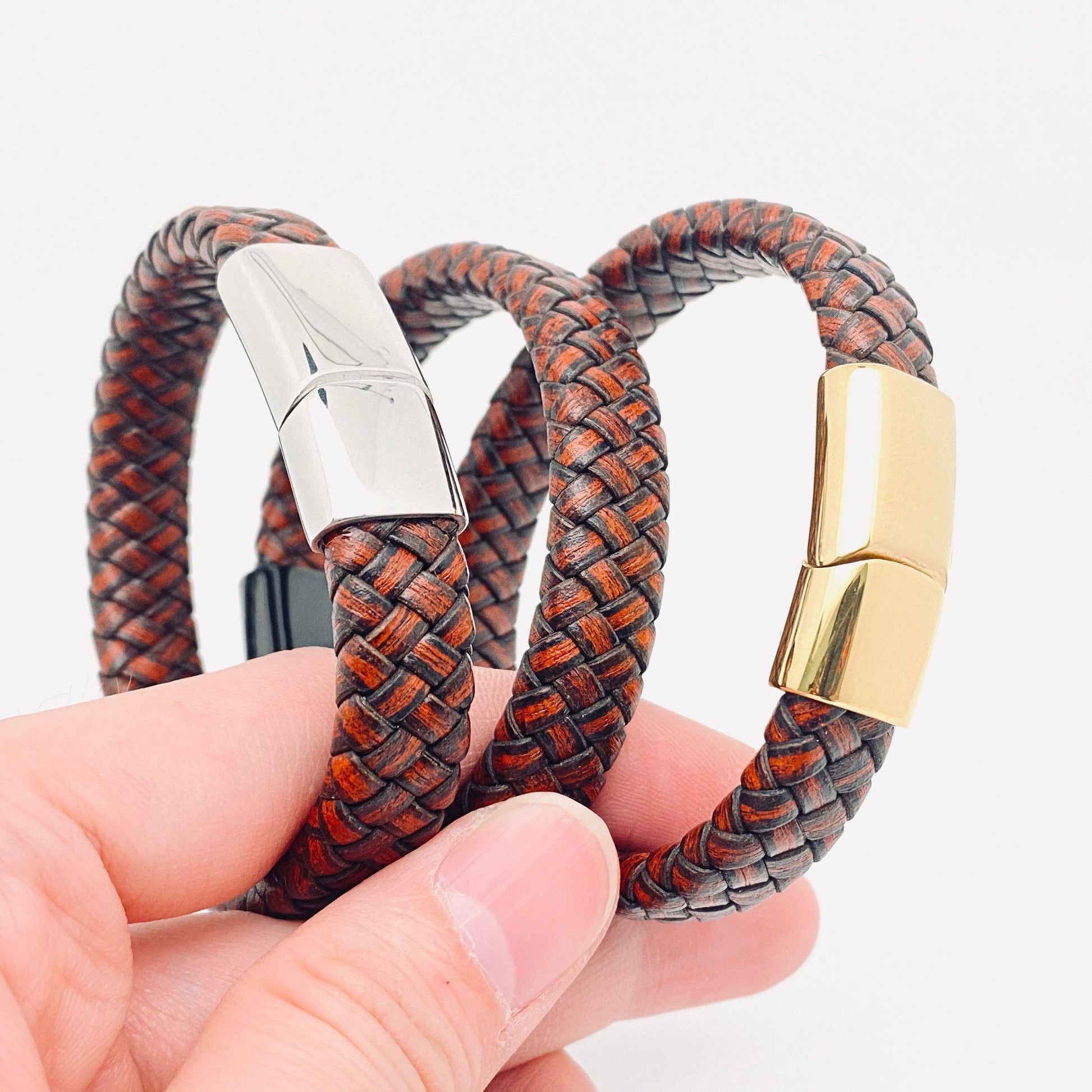 Mio Queena Mio Queena - Leather Woven Stainless Steel Magnetic Snap Bracelet -MJ/BC: Gold