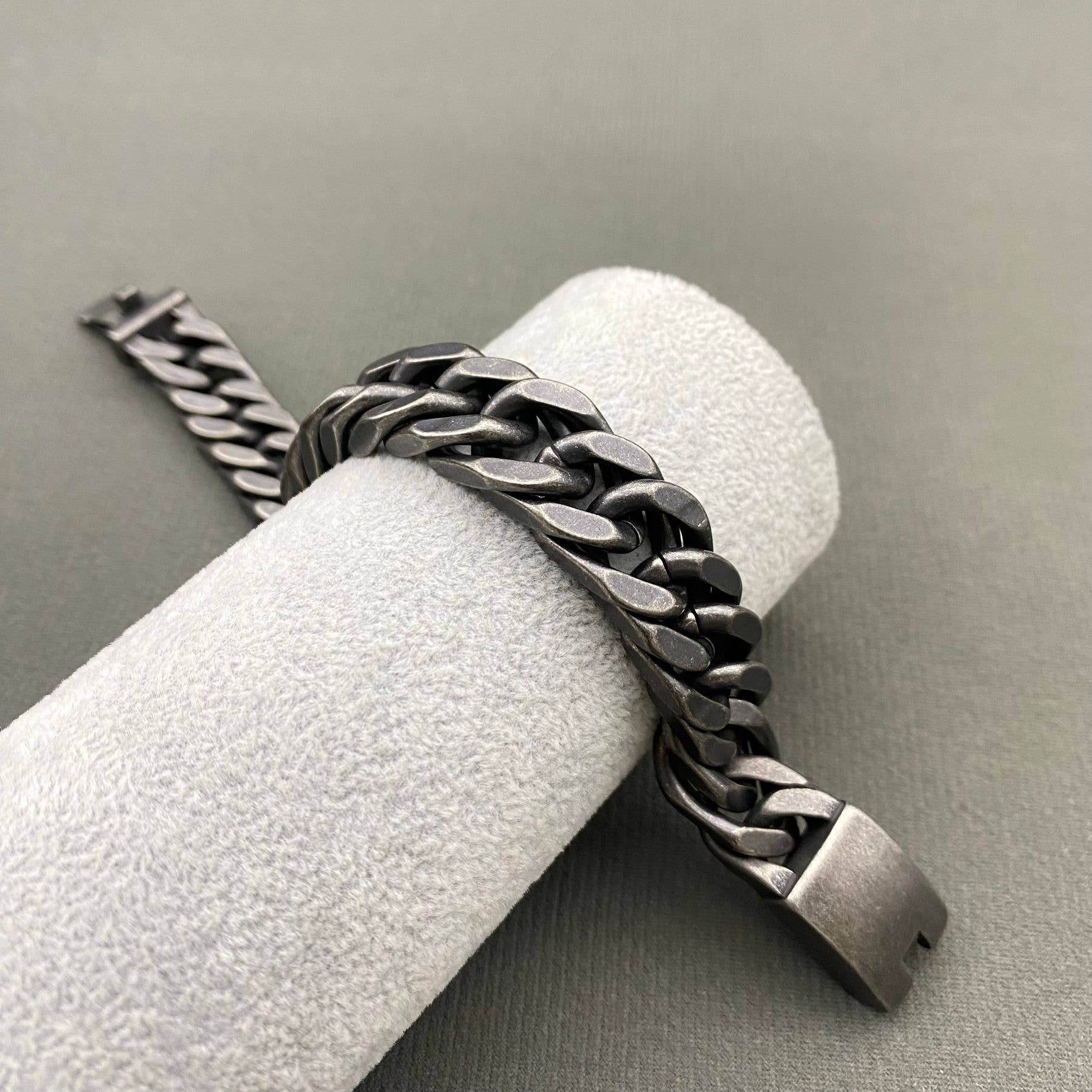 Mio Queena Mio Queena - Man's Blackening Stainless Steel Chain Bracelet - MJ/BC: Width - 12.5mm