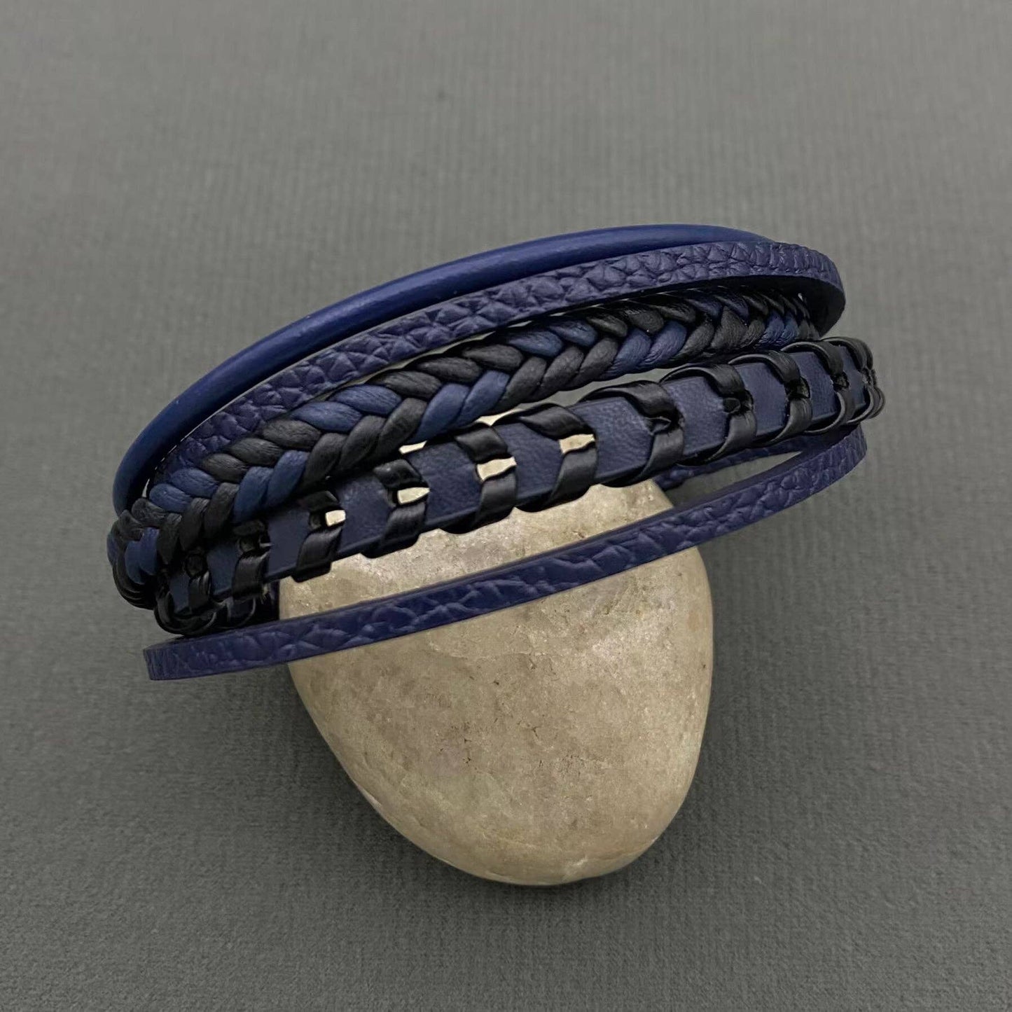 Mio Queena Mio Queena - Men's Hand-woven PU Leather Magnetic Buckle Bracelets -MJ/BC: Brown / 210mm / 8.27in