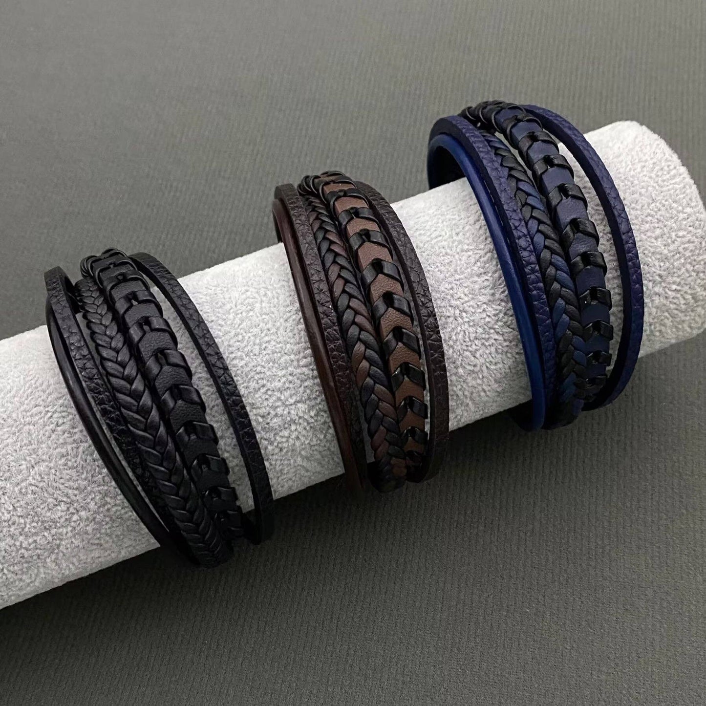 Mio Queena Mio Queena - Men's Hand-woven PU Leather Magnetic Buckle Bracelets -MJ/BC: Brown / 210mm / 8.27in