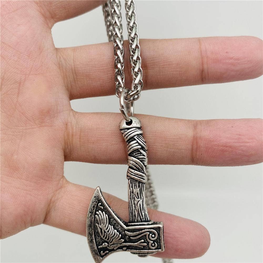 Mio Queena Mio Queena - Men's Raven Double Sided Axe Pendant Necklace - MJ: Ancient silver