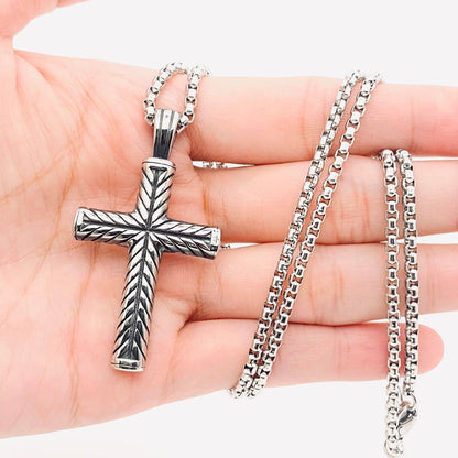 Mio Queena Mio Queena - Men's Stainless Steel Cross Pendant Necklace - MJ/MNP: Steel color with chain