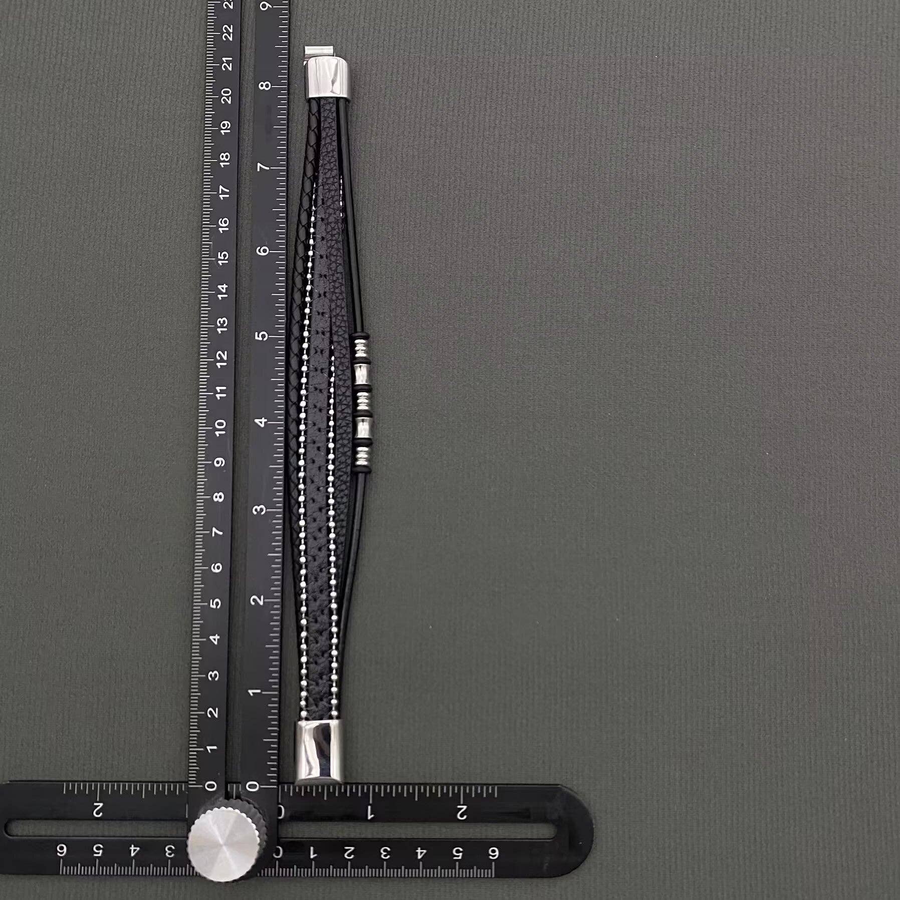 Mio Queena Mio Queena - Multi-Layer PU Leather Men's Magnetic Buckle Bracelet -MJ/BC: Black + Brown