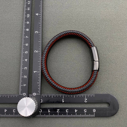 Mio Queena Mio Queena - Red and Black Two-Tone Leather Woven Men's Bracelet - MJ/BC: Black buckle / 205mm / 8.07in