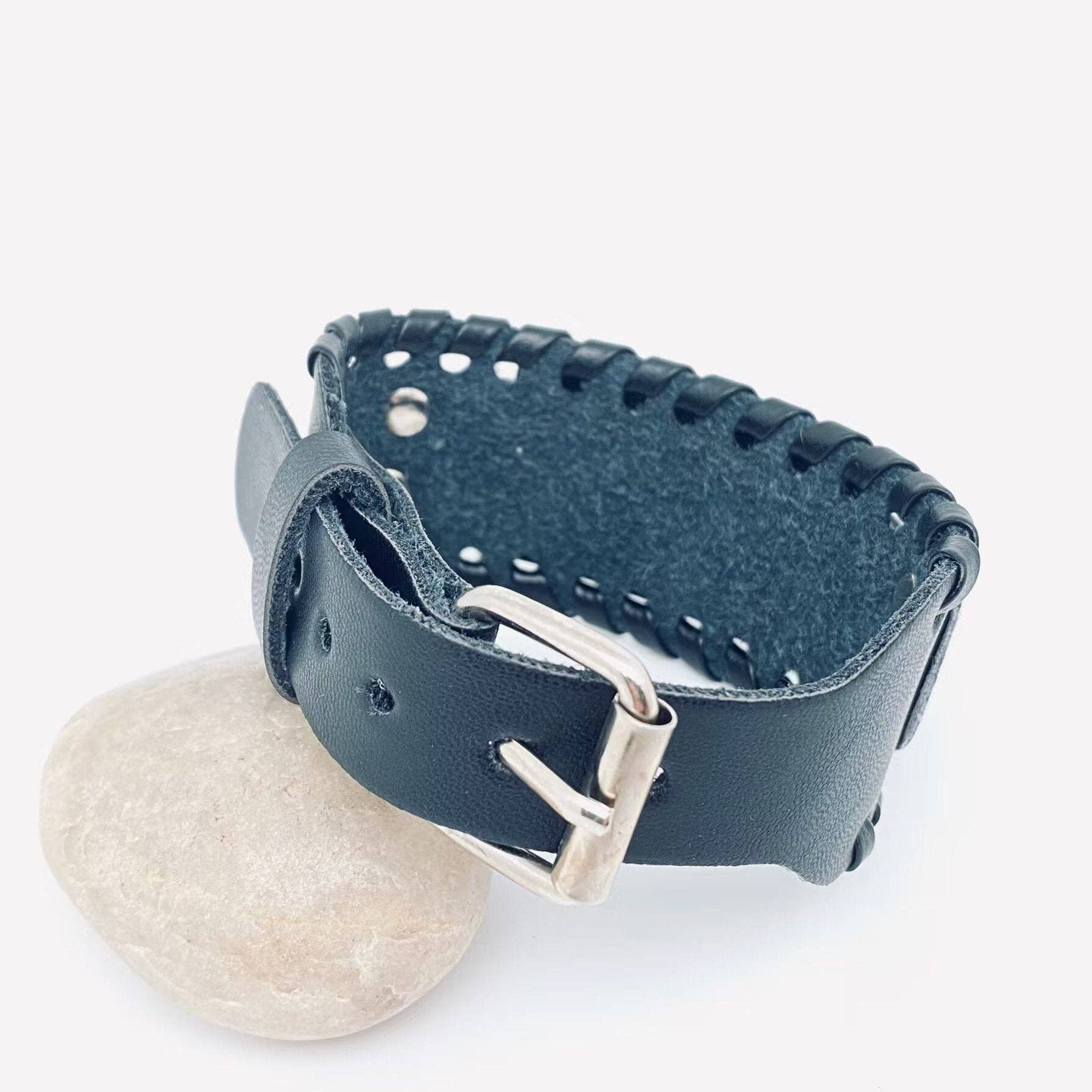 Mio Queena Mio Queena - Vintage Viking Symbol Leather Bracelet - MJ/BC