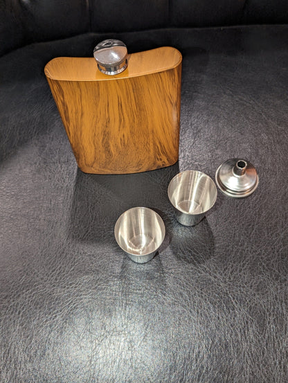 Soboho Flask and Shot Glasses Flask, Funnel and shot Glasses - Wood Look (Not veneer)