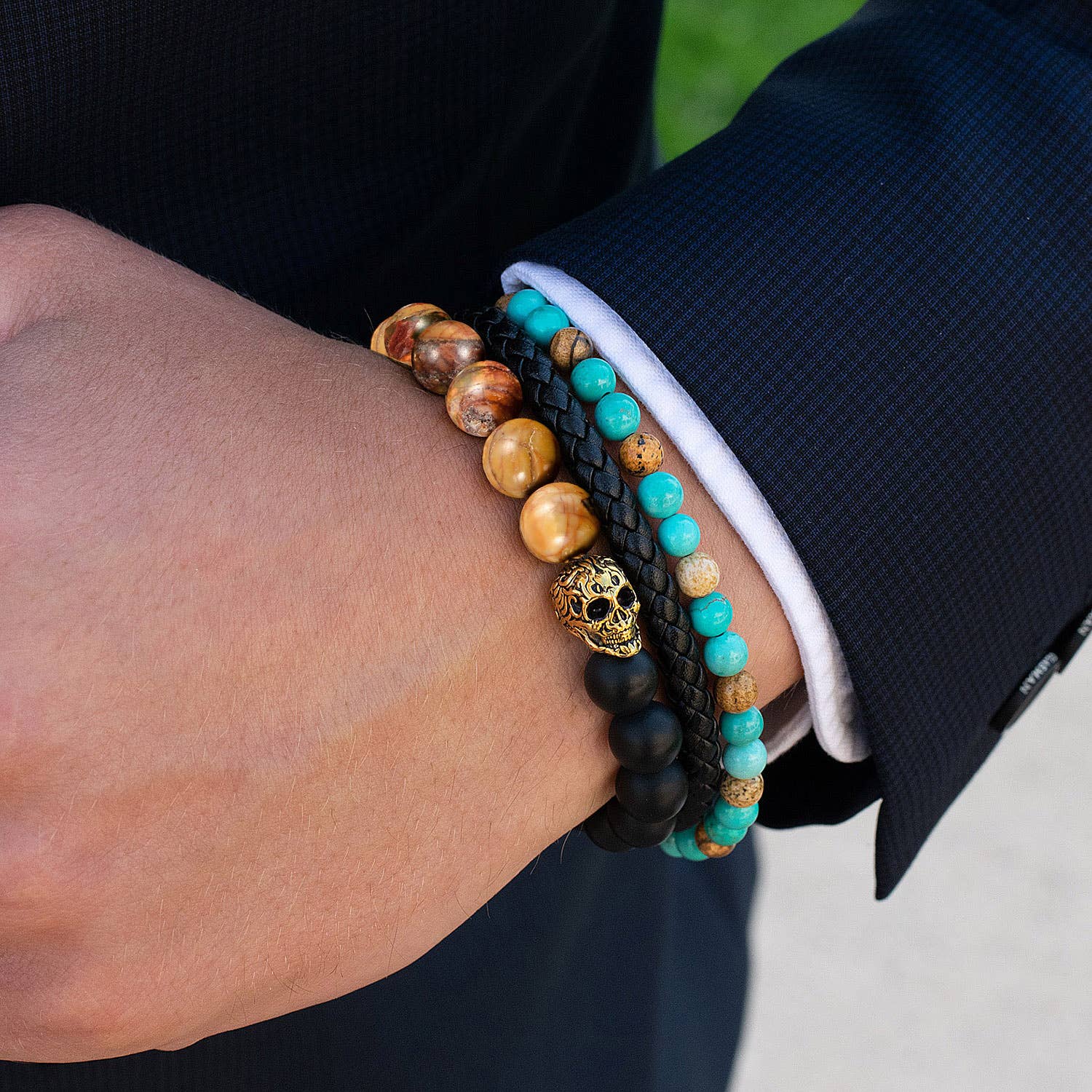 West Coast Jewelry West Coast Jewelry - Crucible Gold Skull Natural Stone Stretch Bracelet (10mm): Tiger Eye and Matte Onyx