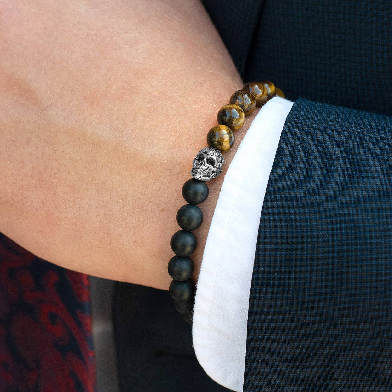 West Coast Jewelry West Coast Jewelry - Crucible Skull Stone and Matte Onyx Stretch Bracelet (8mm): Snowflake Agate