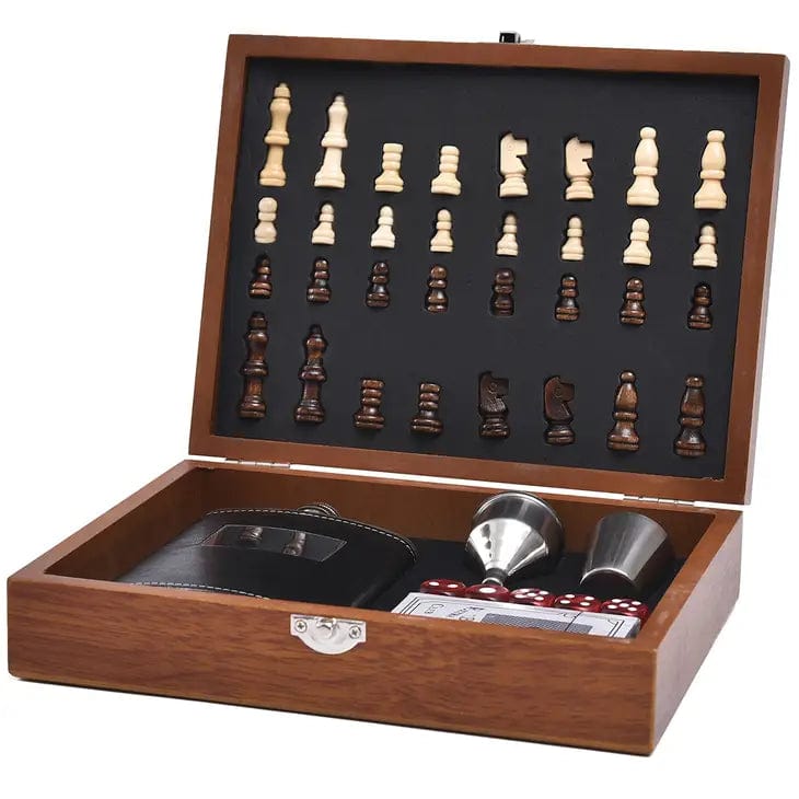 Mad Man Game Gift Set Game Night - Black Flask